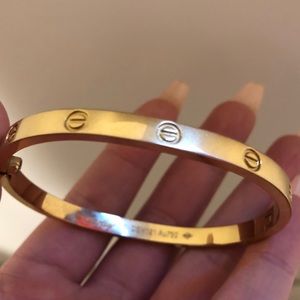 2 love screw bracelets